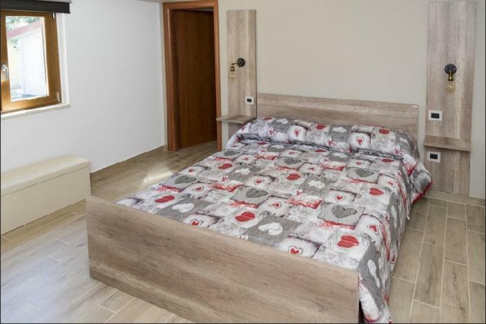 A Due Passi Bed & Breakfast Lorica Luaran gambar